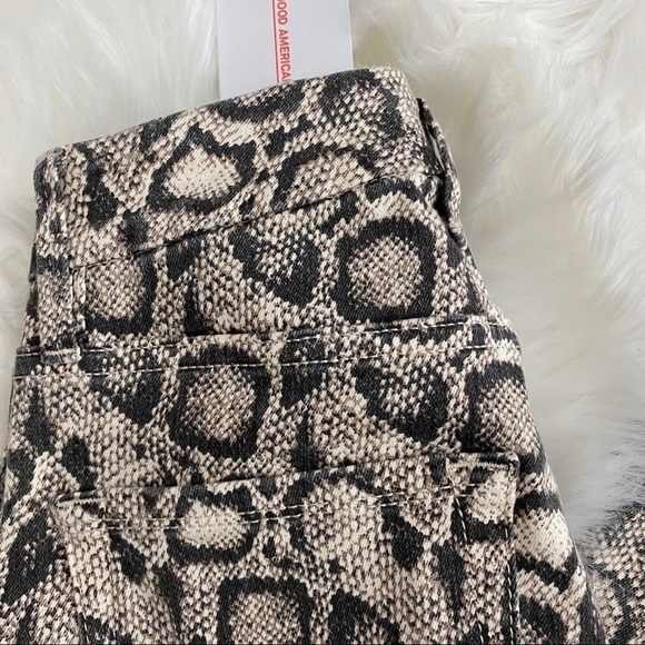 Good American Good Legs Snake-Print Skinny Jeans - Picture 10 of 10